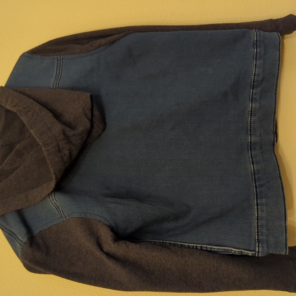 Boys Jean Jacket Size 8 - Picture 4 of 4